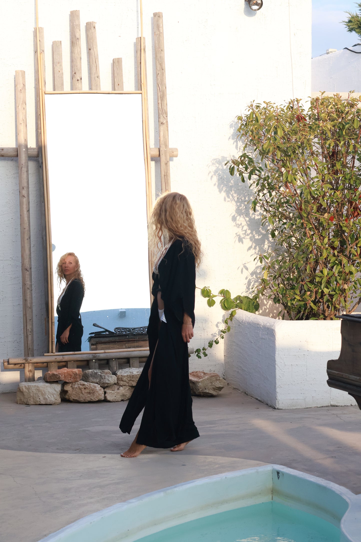 Mykonos Black