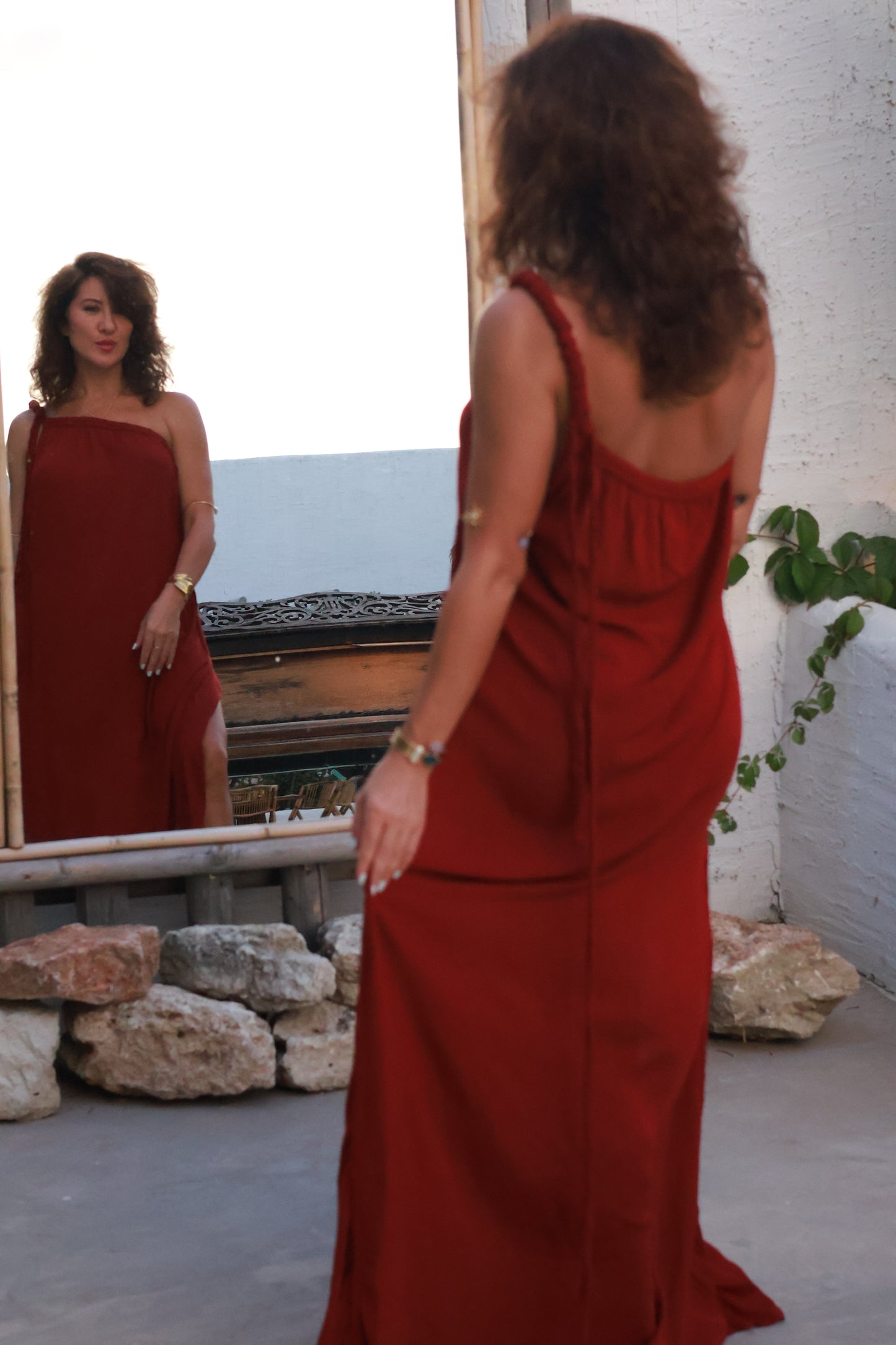 Helena Red