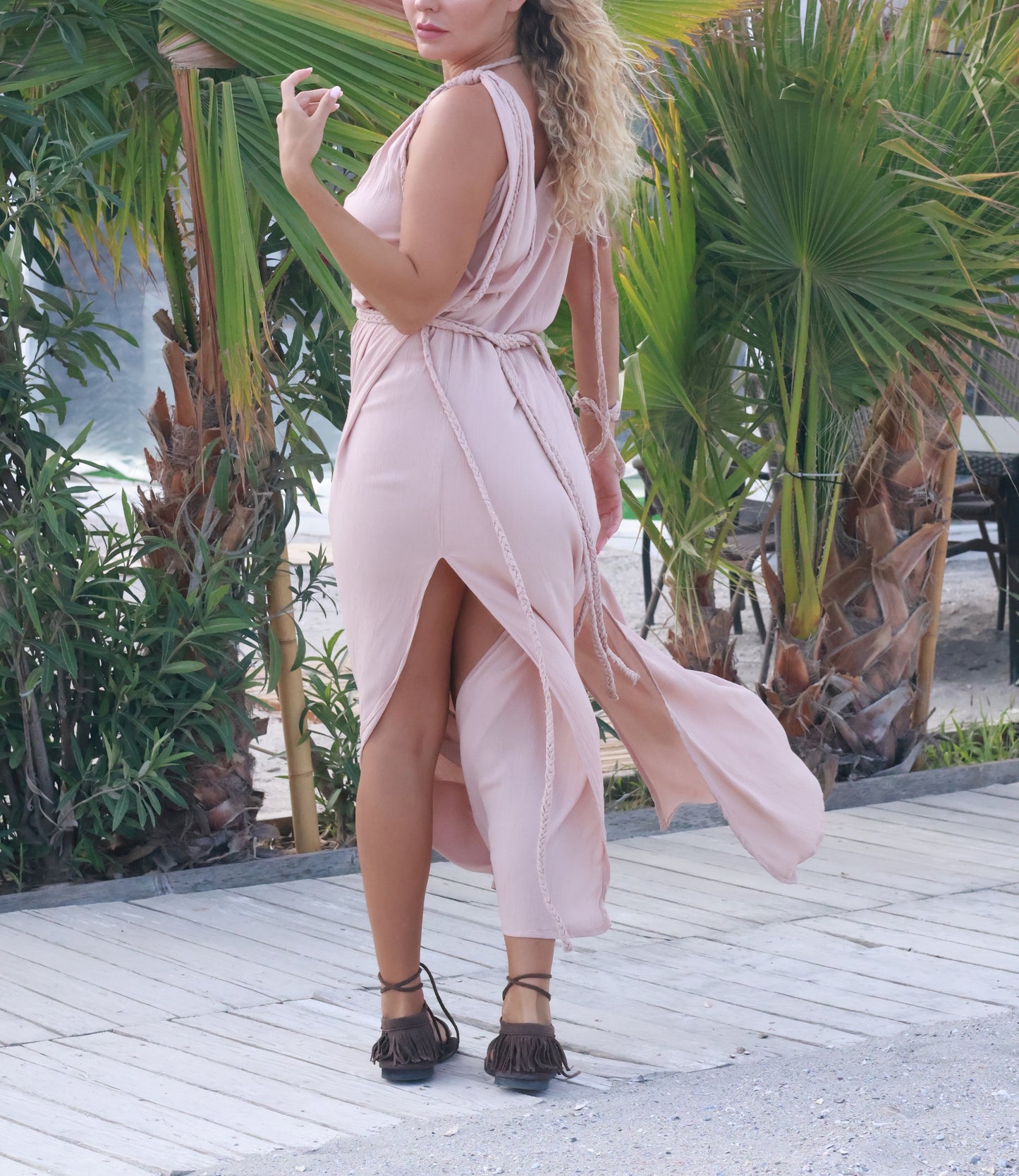 Greek Goddess Rose Sand