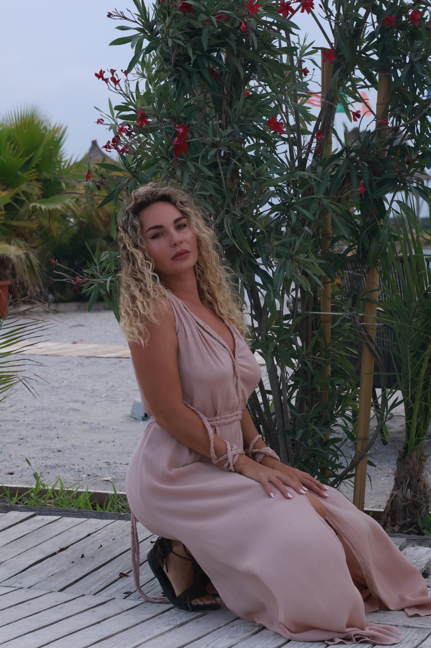 Greek Goddess Rose Sand