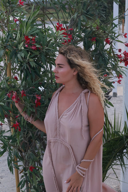 Greek Goddess Rose Sand