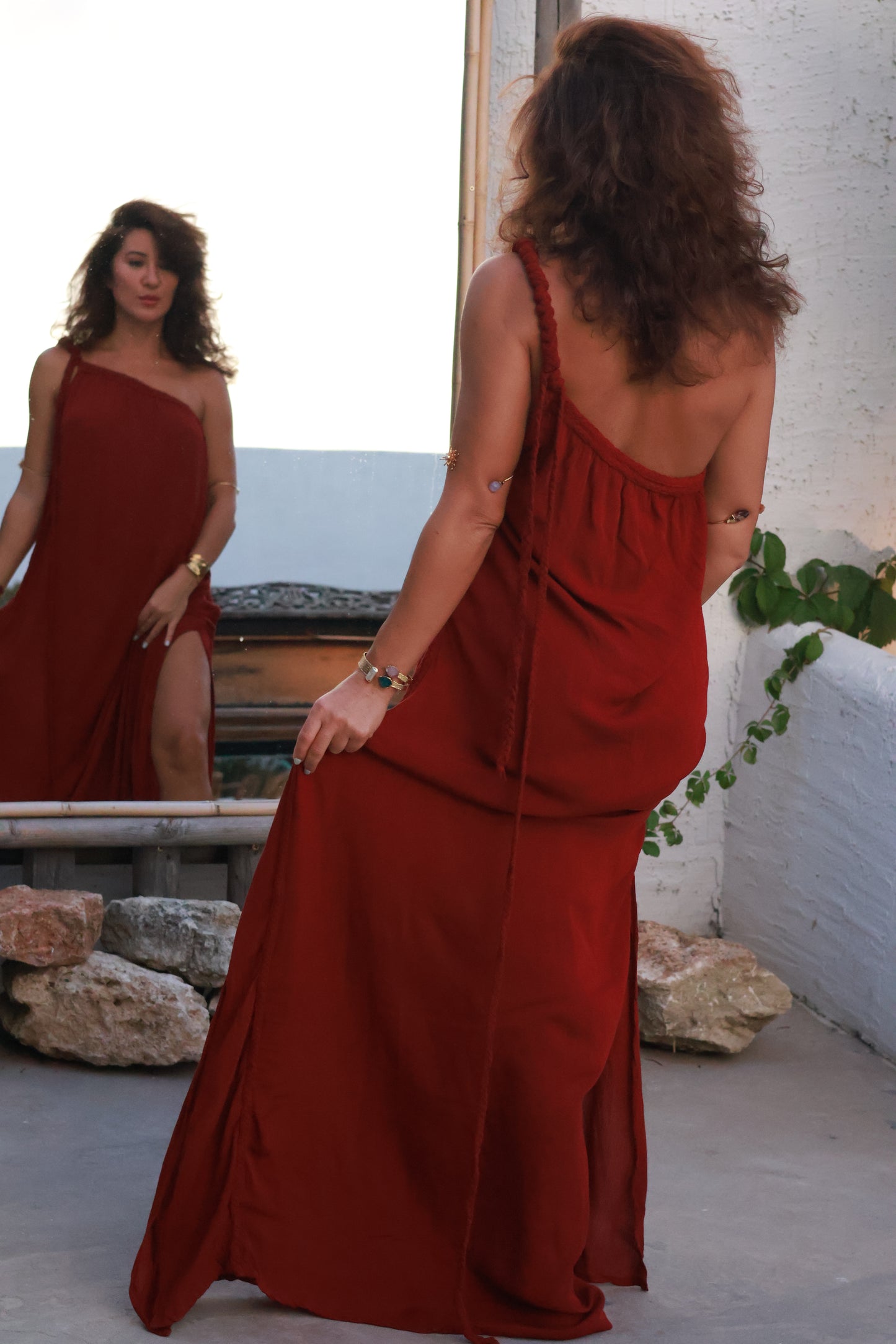 Helena Red